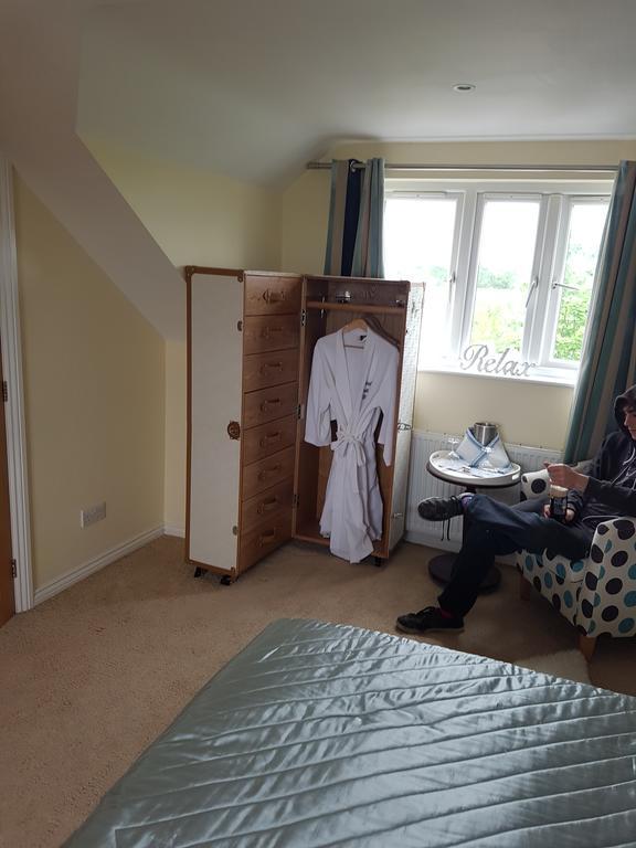 The Bosham B&B Bagian luar foto
