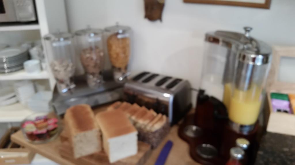 The Bosham B&B Bagian luar foto