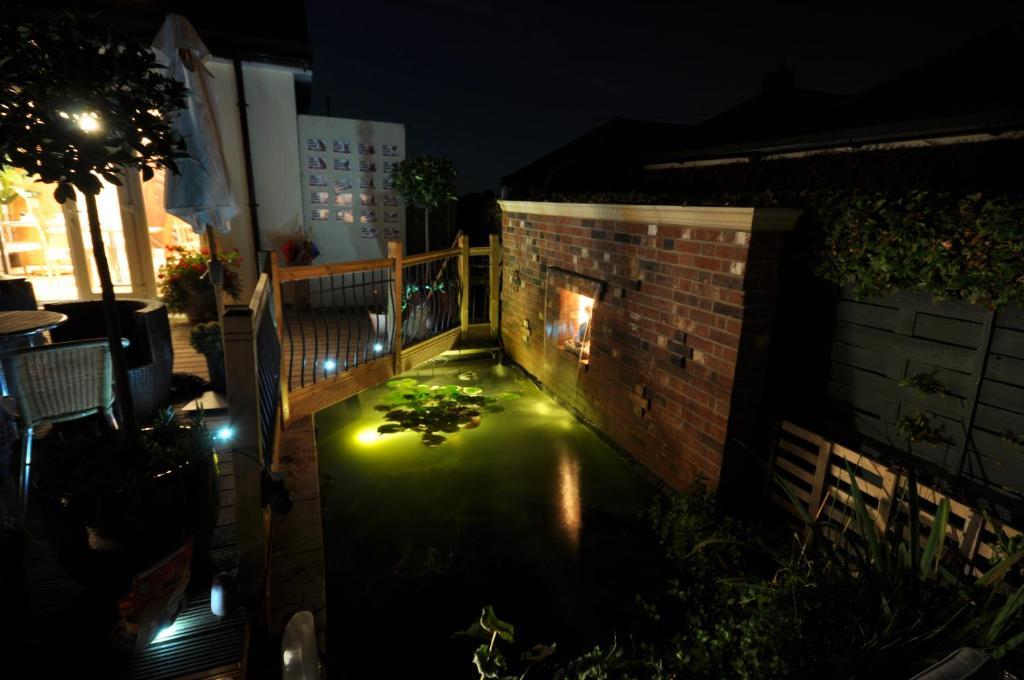 The Bosham B&B Bagian luar foto